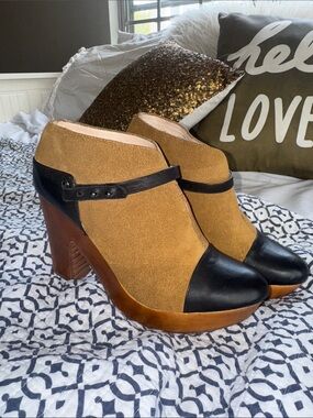 Matt Bernson Tan Suede and Black Leather Platform Wedge Booties